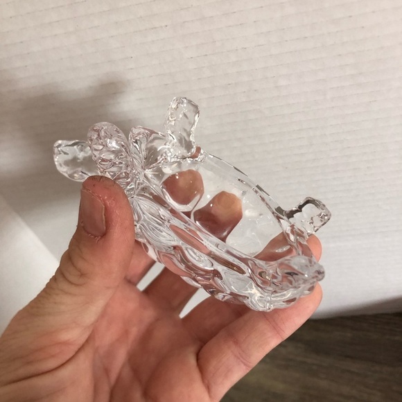 Clear Glass Turtle Figurine - Picture 10 of 10